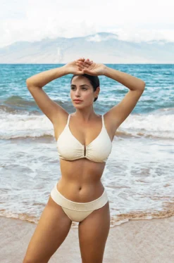 Sydney Textured Hipster Bikini Bottom 6 Sydney Textured Hipster Bikini Bottom -Beachwear Threads SYDNEY W Bikini Bottom White Sand Lifestyle